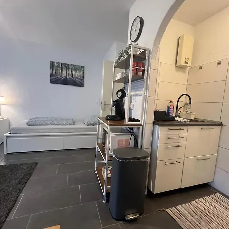 In - Close To Messe Duesseldorf & Cologne アパート ノイス