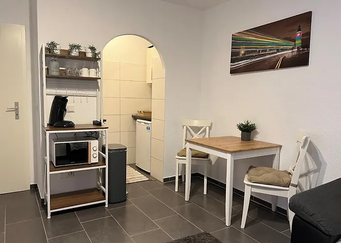 In - Close To Messe Duesseldorf & Cologne Appartement *